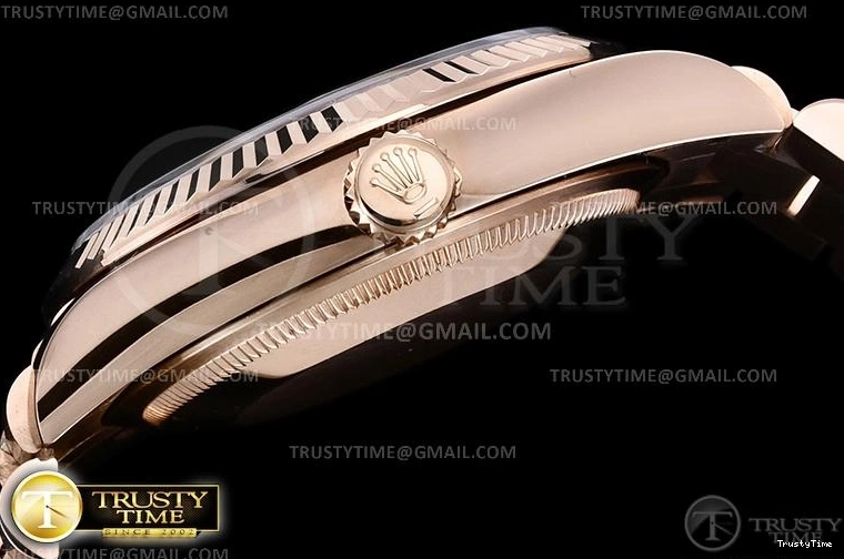 0714 RDD0219J – DayDate 36mm FreshLook 697